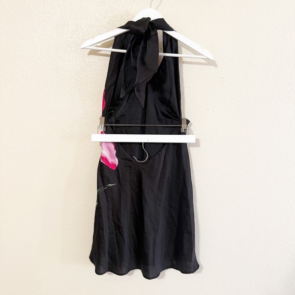 Show Me Your Mumu Jasmine Tie Mini Dress in
Iris Luxe Satin Graphic Floral XS - Picture 7 of 10